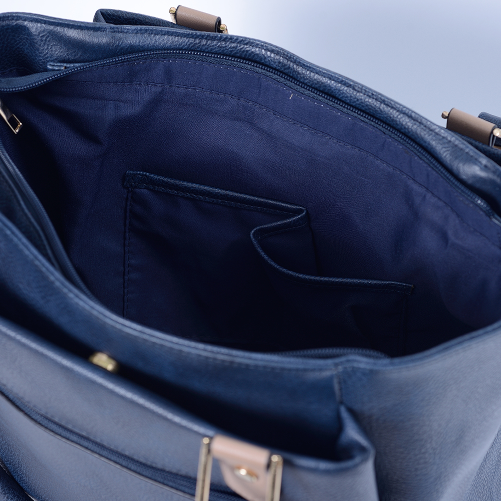 Marangyang handbag ng babae