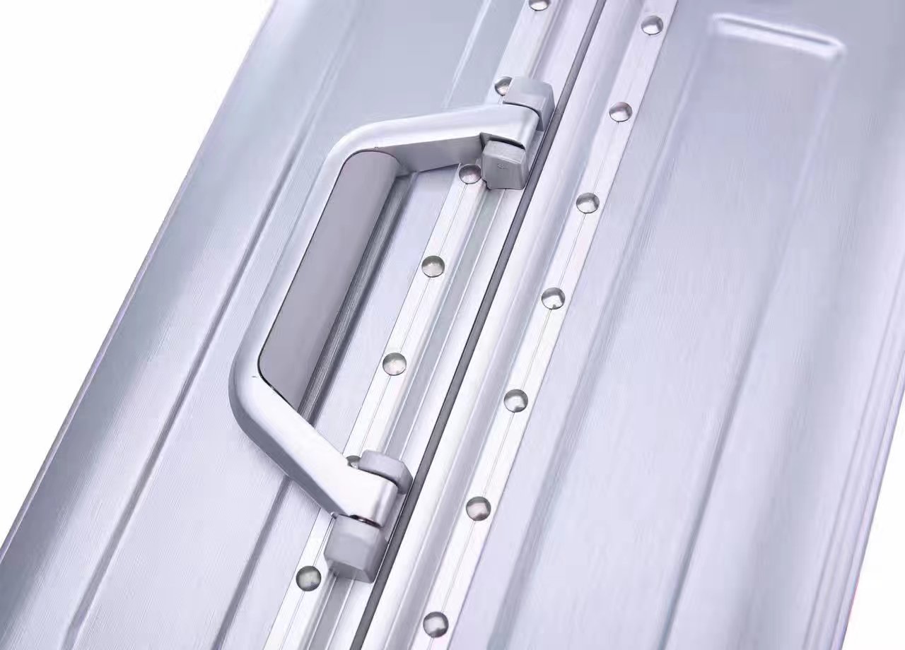 18-inch aluminum frame universal wheel baording case factory custom na disenyo