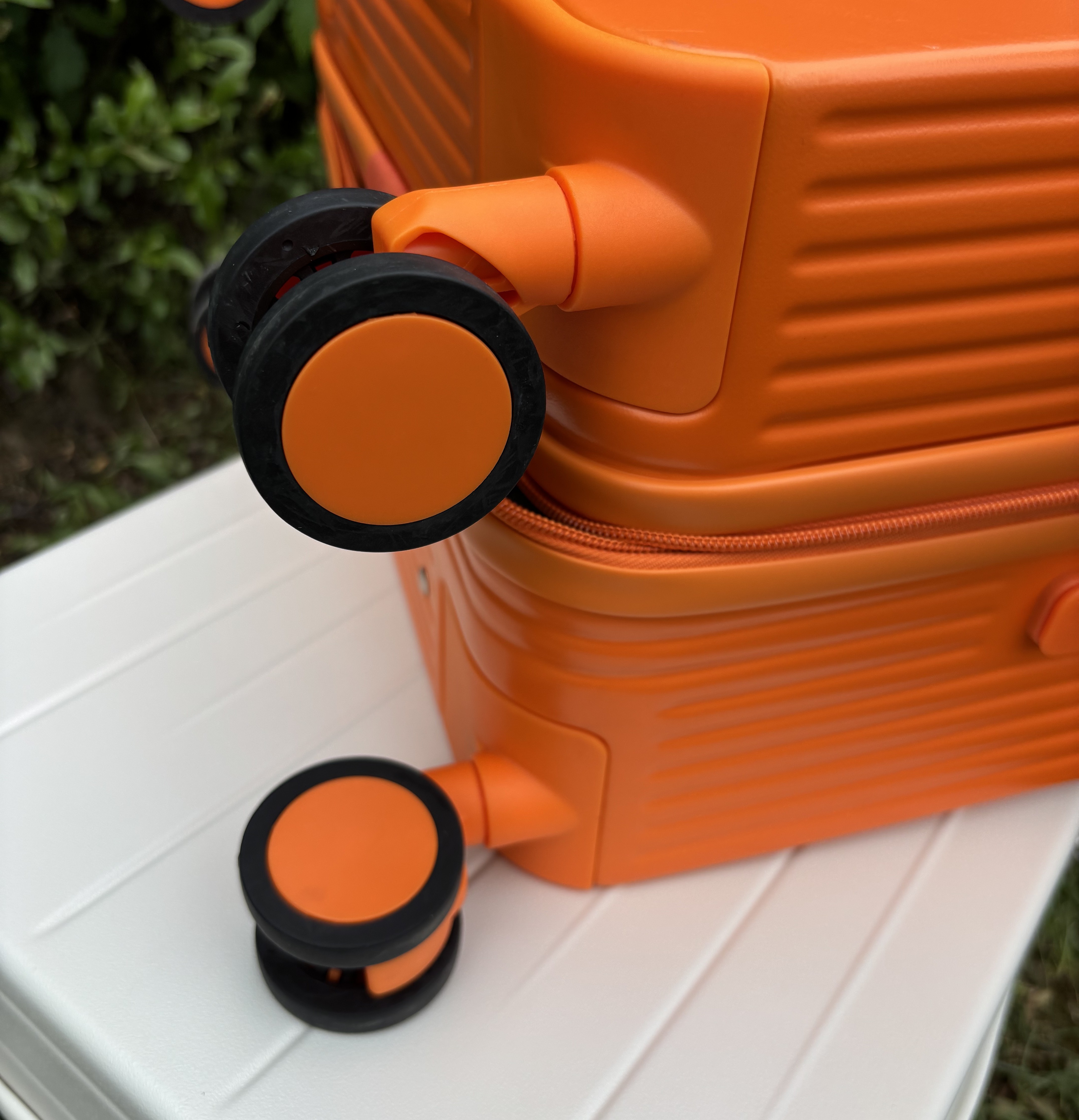 PP bagong naka-istilong luggage maleta set Banayad na kulay unisex sikat malawak na troli disenyo factory hot selling